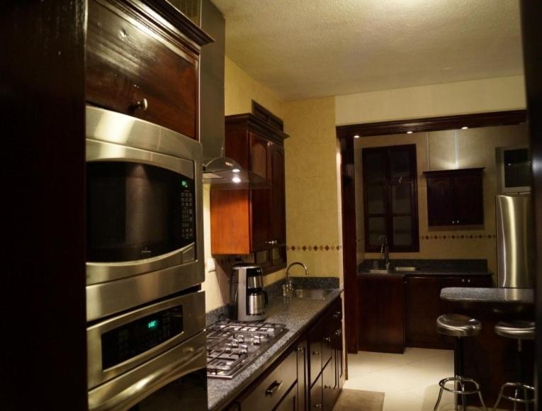 Apartamentos Comodos Cerca Del Aeropuerto Guatemala City Luaran gambar